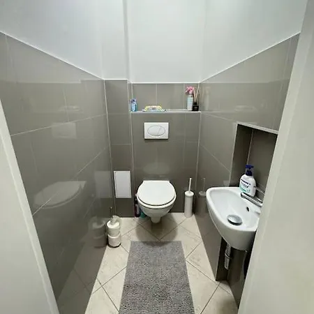 Cozy Karlin Apartamento